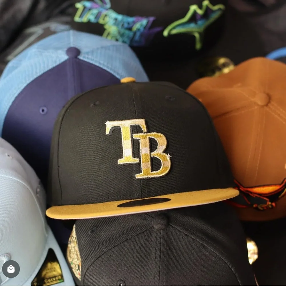 TB Logo SnapBack Cap  / Hat - Picture 3 of 7